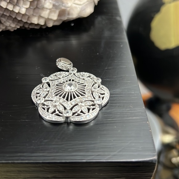 Joseph Esposito pendant - Picture 3 of 6